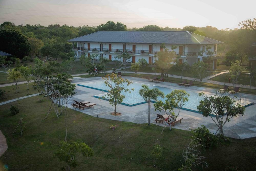 Sungreen Resort Habarana Εξωτερικό φωτογραφία