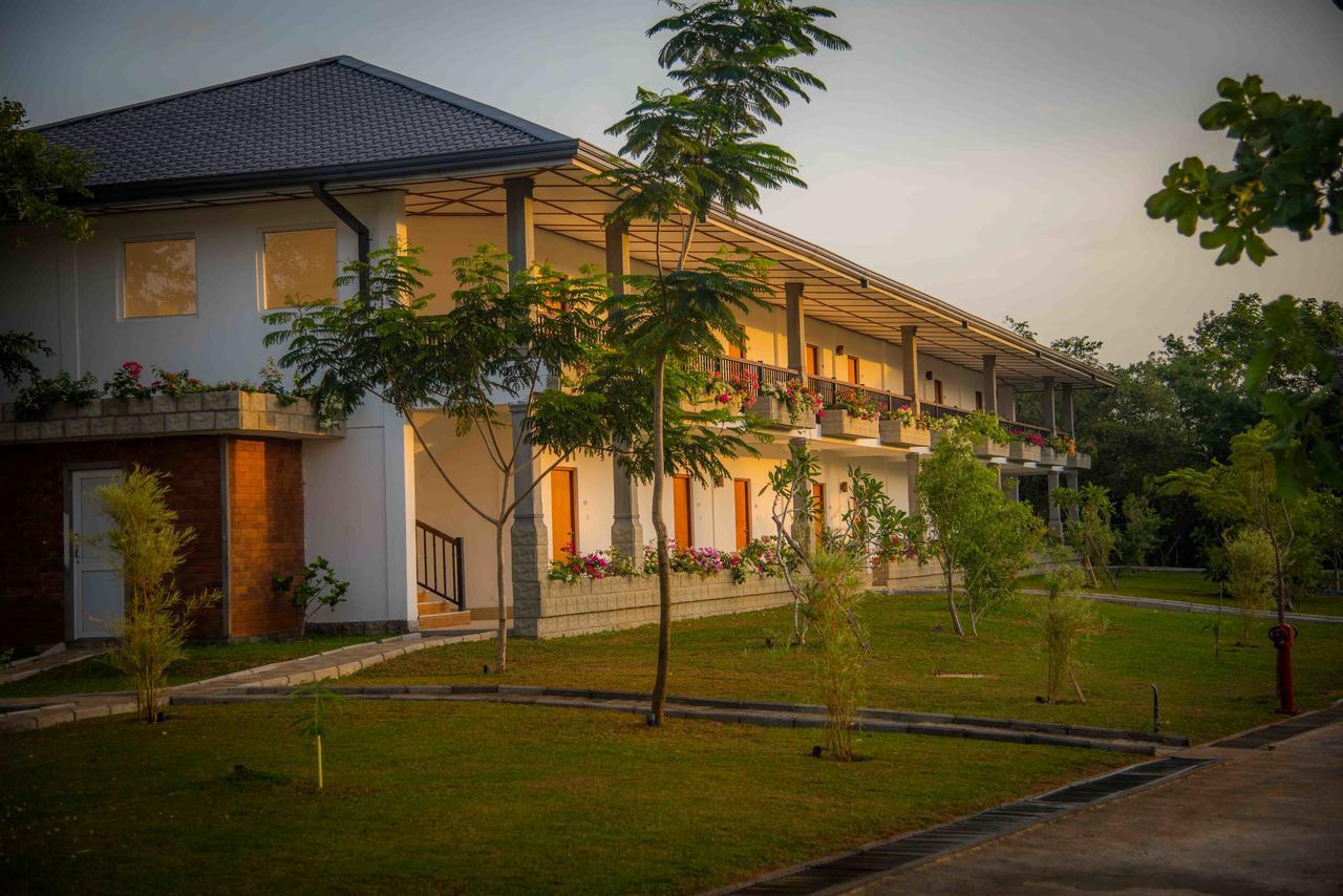 Sungreen Resort Habarana Εξωτερικό φωτογραφία