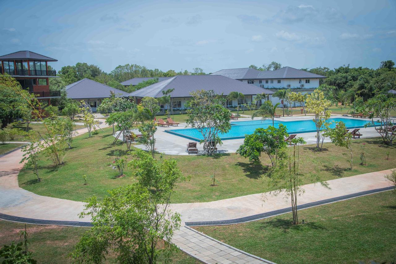 Sungreen Resort Habarana Εξωτερικό φωτογραφία