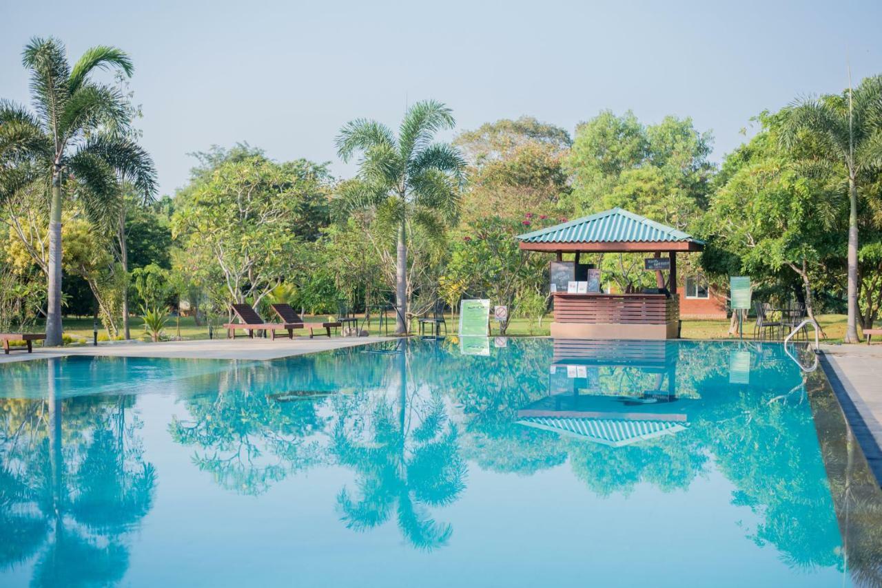 Sungreen Resort Habarana Εξωτερικό φωτογραφία